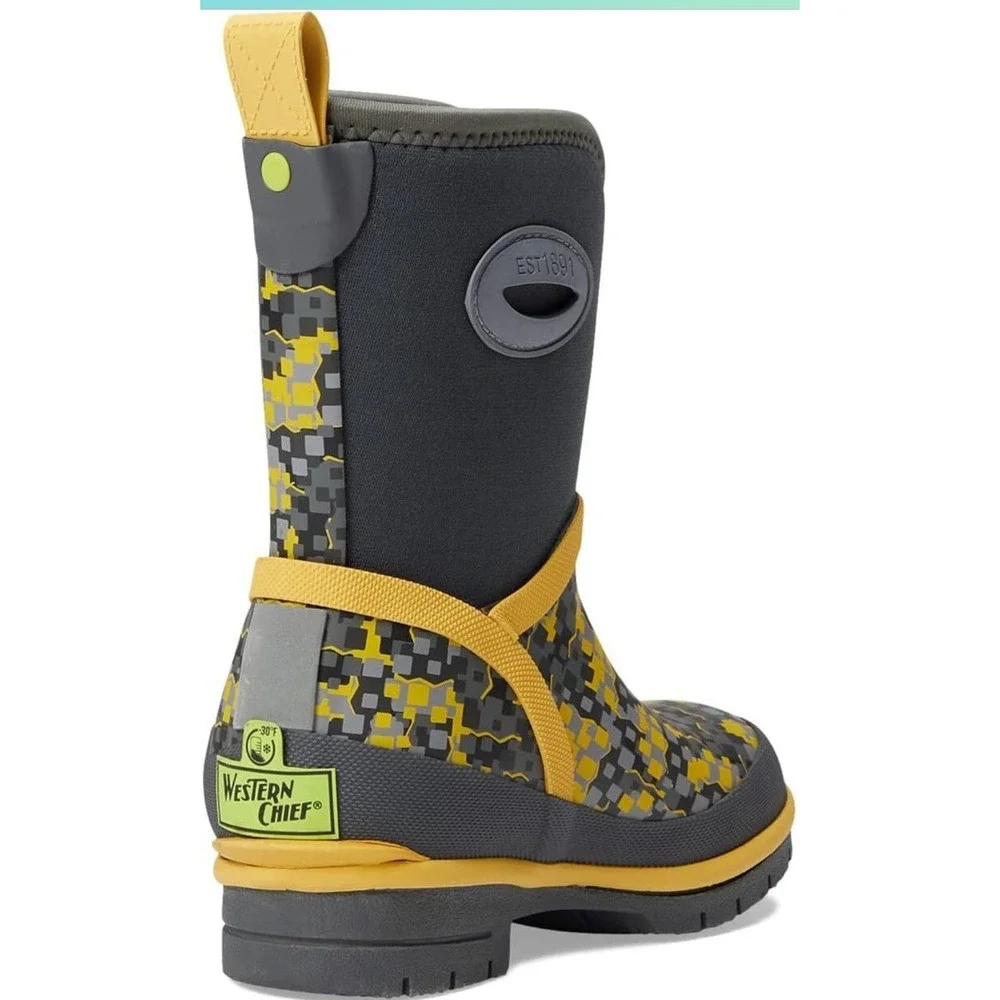Boy's‎ Western Chief Power Pixel Cold Rated Neoprene Boots Big Kid Size 1c